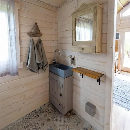 Puhkemaja Hébergement de vacances *